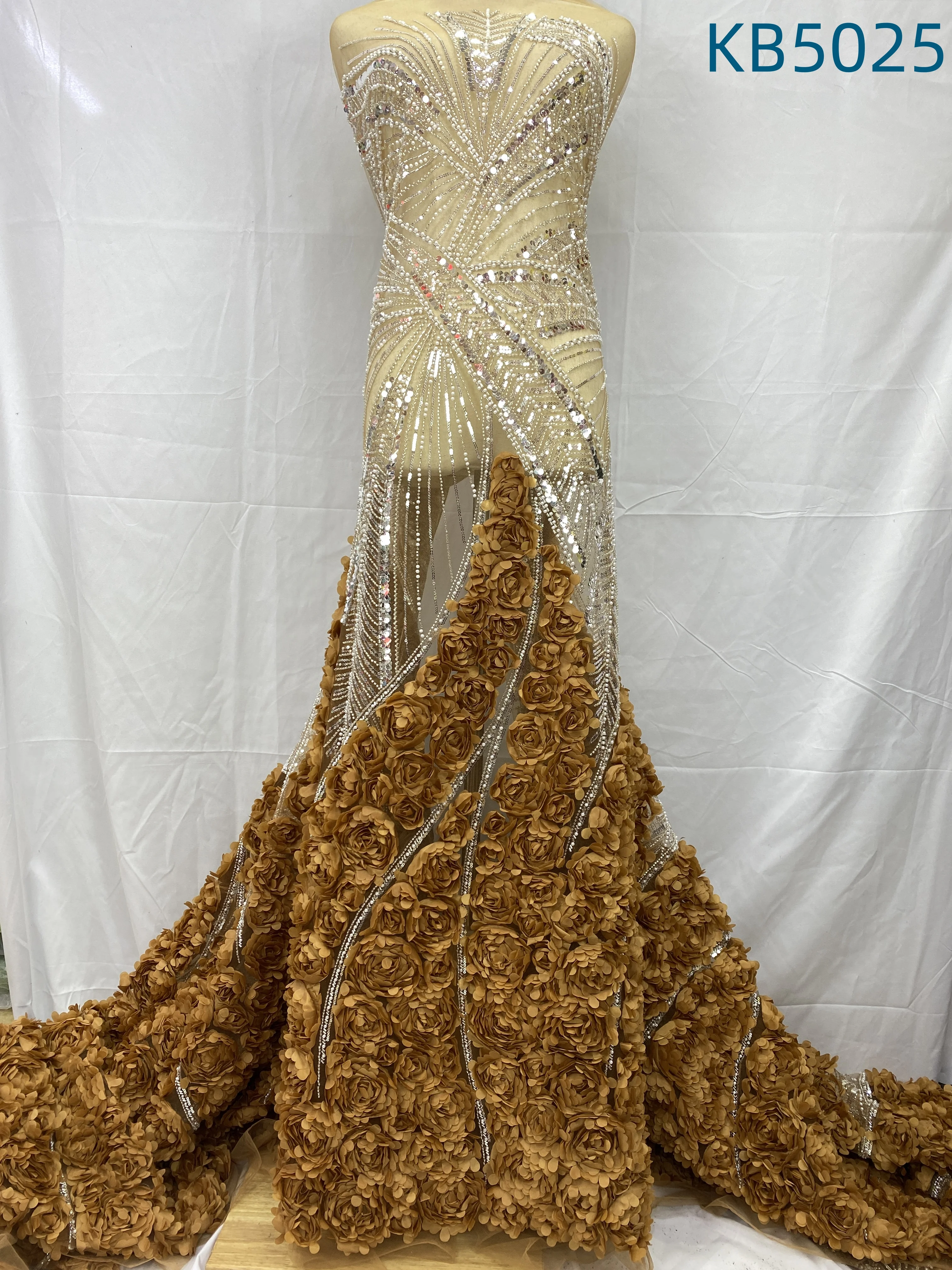 สีขาว 3D ดอกไม้เจ้าสาวลูกปัดผ้าลูกไม้ลูกไม้ไนจีเรียผ้า 2025 ลูกปัดผ้าหรูหราเลื่อมลูกไม้ Tulle สําหรับเย็บ KB5025