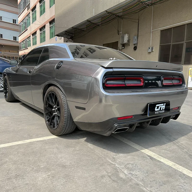 Suitable For Dodge Challenger Modified Carbon Fiber Rear Lip Challenger Small Surround Quad Rear Spoiler Rear Wing