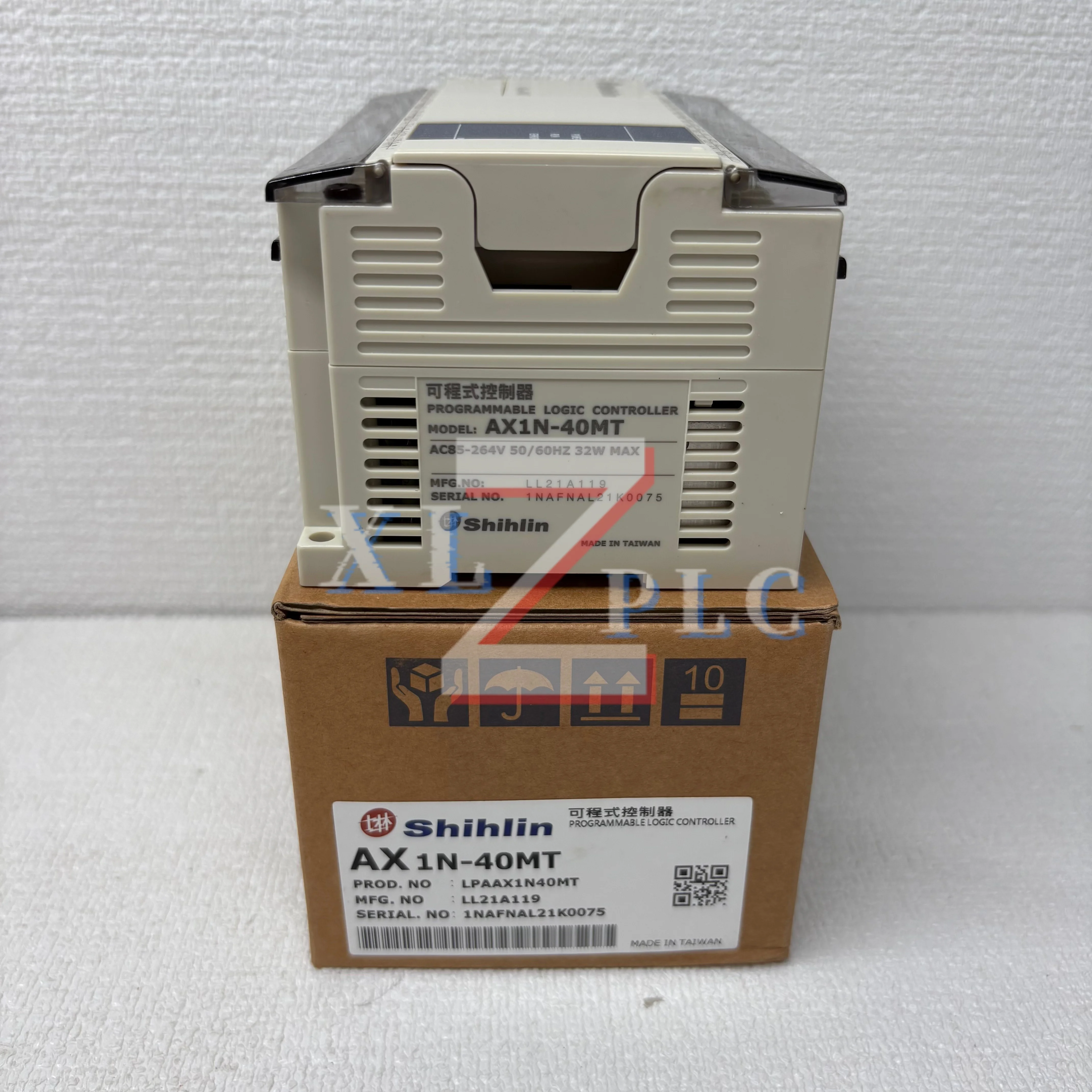 Оригинальный новый контроллер ПЛК AX1N-40MT
