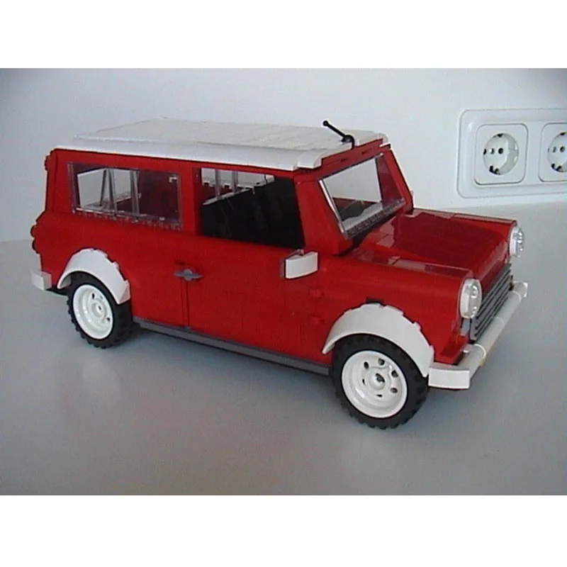 MOC-5235 City Classic Two-Seater Travel Truck Building Block Model 943 Parts Boys' Children's Birthday Building Block Toy Gift