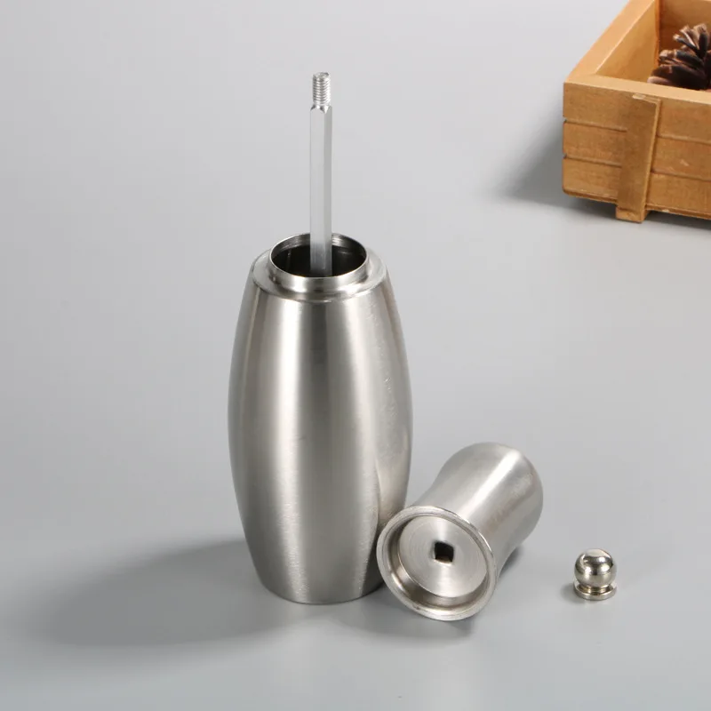 304 Stainless Steel Salt and Pepper Grinder Bowling style Pepper Mill Ceramic Core Grinding Western Restaurant Seasoning Bottle
