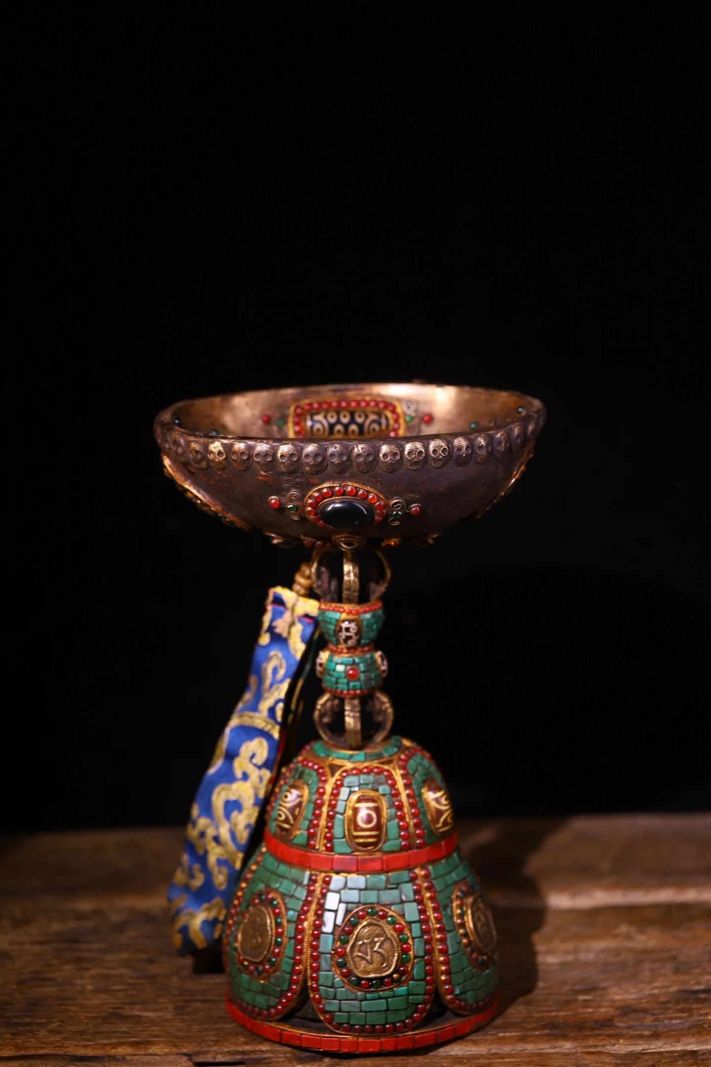 Old Kabala Bowl Gem gZi Beads Turquoise Eight Treasure Pattern Bronze Vajra Bodhi Root Base prayer flag Worship Hall