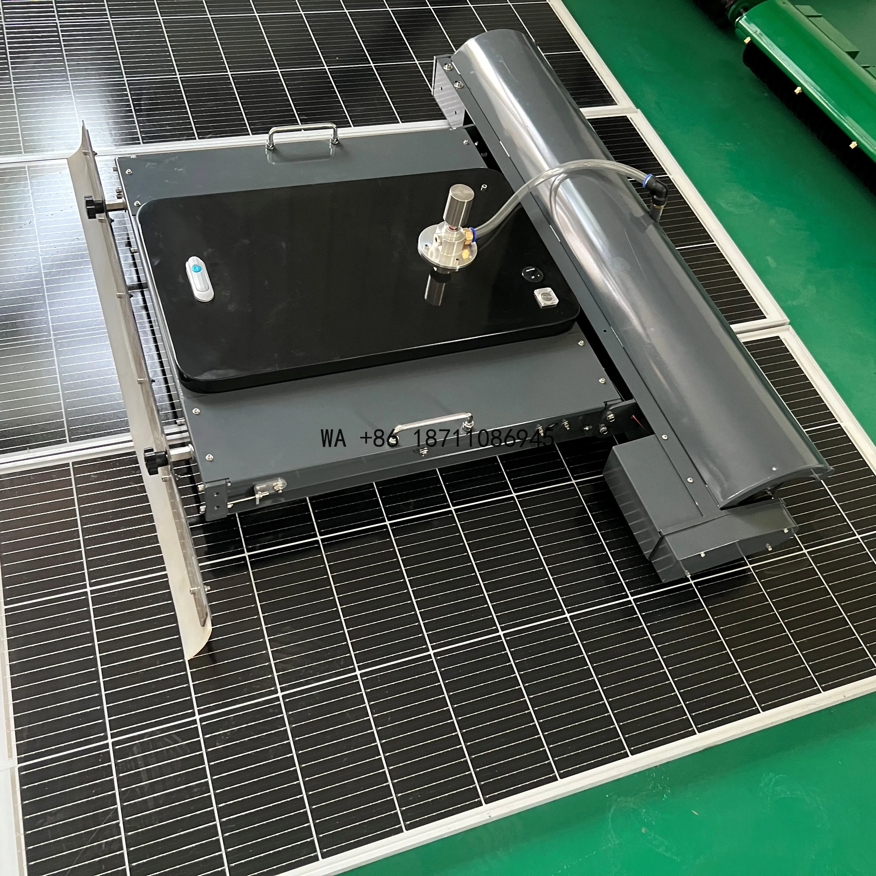 

Полностью автоматический робот для очистки фотоэлектрических панелей, интеллектуальная машина для чистки солнечных батарей