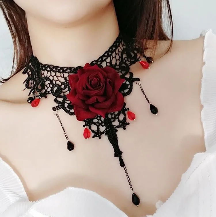 Dark wind Lolita Gothic necklace women's vintage rose clavicle chain