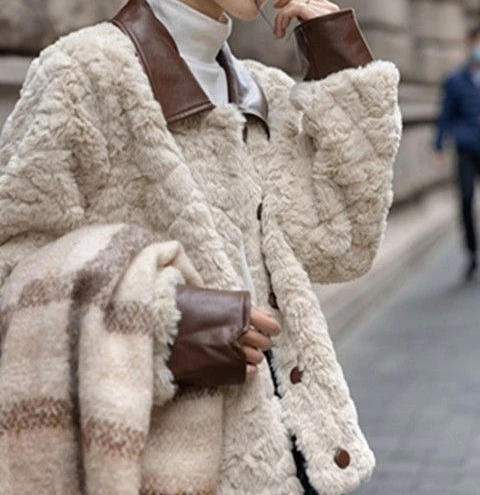 

Lamb Wool Jacket for Women in Autumn and Winter High-end Feeling Winter Thick and Warm Short Plush Top