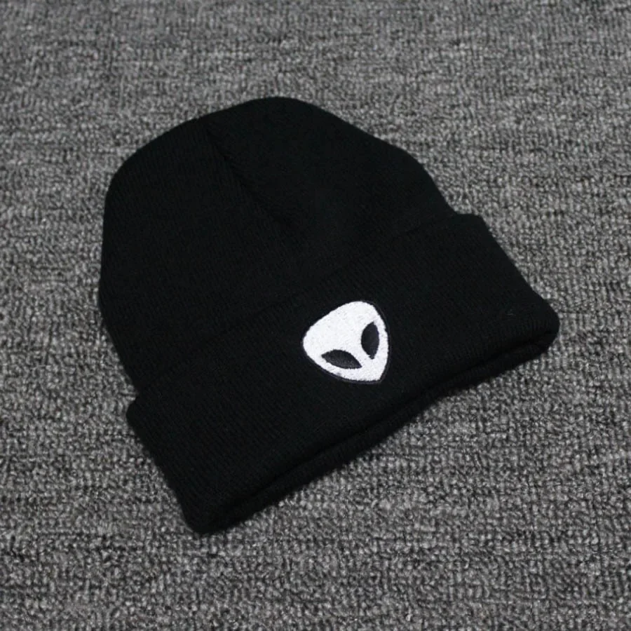 2024 Men Women Hats Autumn Winter Hat Knitted Hat Wool Women Solid Color Alien Pattern Beanies Soft Cap