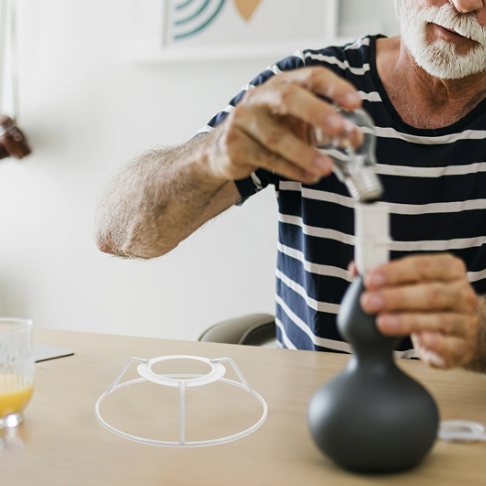 

2 set Round Iron Wire Lampshade Frame Ring Replacement For Lamp Shade Holder Diy Pendant Light Frames Metal Lampshade Brackets