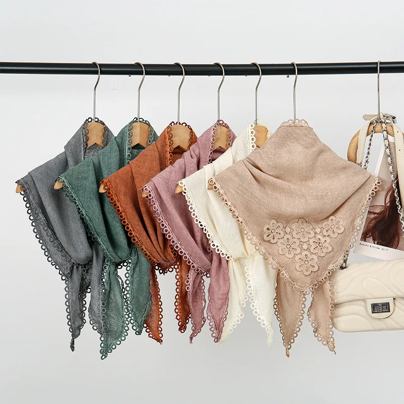 

Новая корейская версия литературного и ретро-цвета, небольшой шарф из хлопка и льна, женский универсальный кружевной треугольный платок