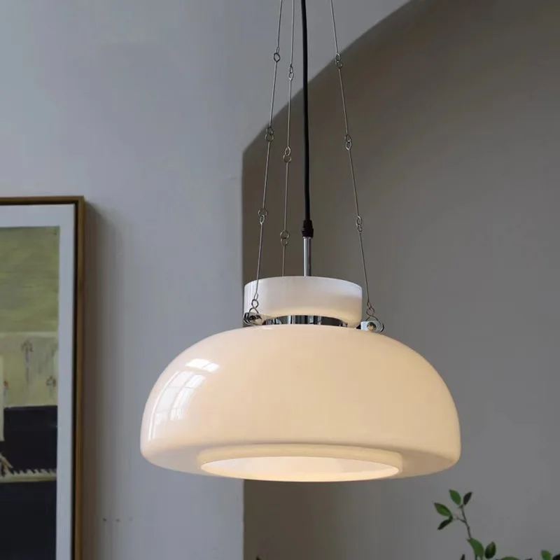 

Medieval Bauhaus study restaurant light cream chandelier ambient glass lamp French retro restaurant big white chandelier