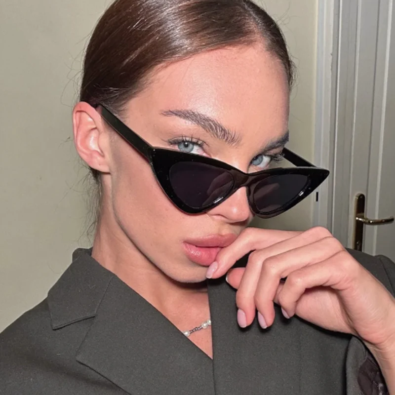 Schutzbrille Vintage Kleine Rahmen Cat Eye Sonnenbrille Frau Einfachen Stil Bunte Sonnenbrille Mode Marke Designer Brillen