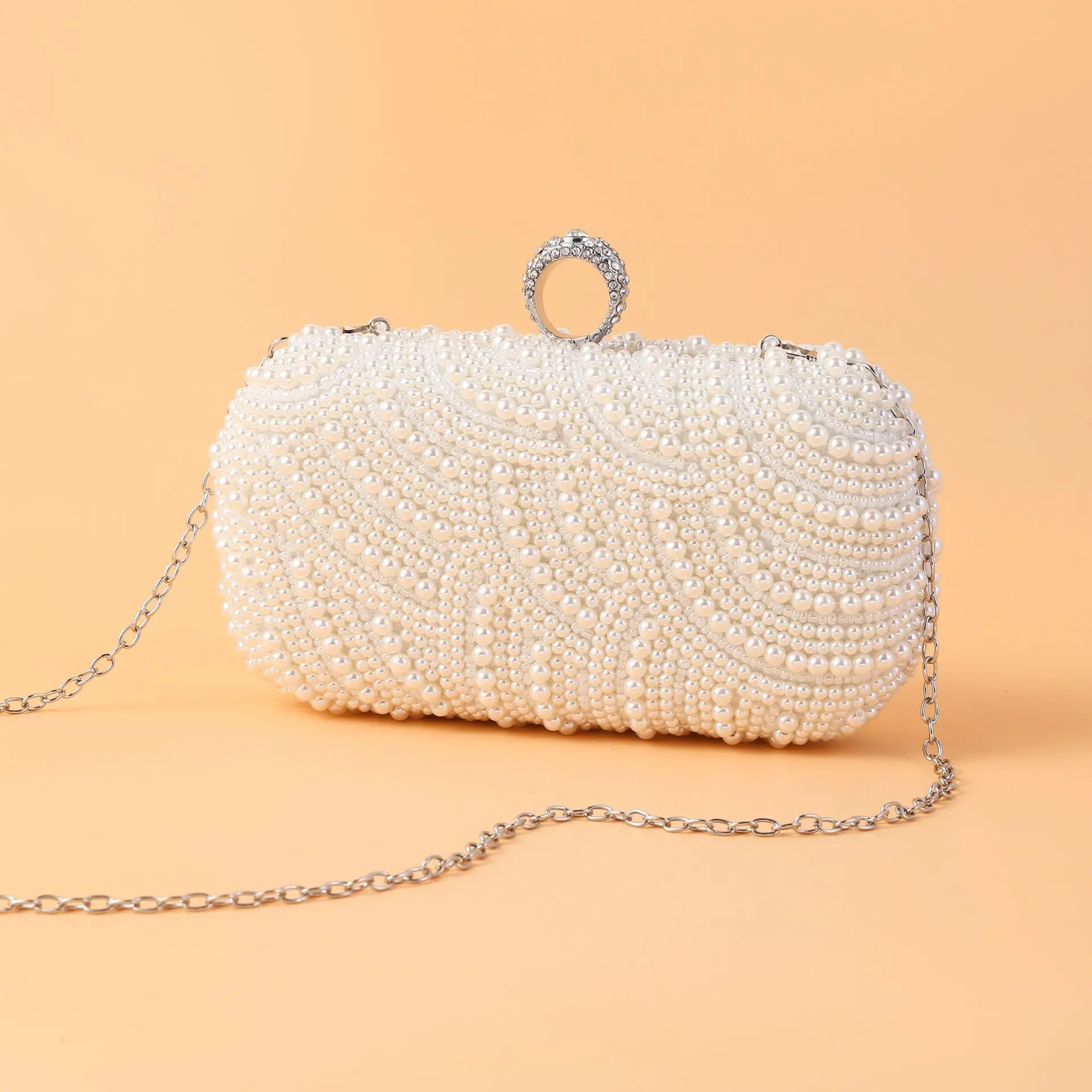 

Pearl Clutch Bags Gentle And Ladylike Style Women Chain Crossbody Bag Bead String Classy Handbag Ladies Delicate Purse Wallet