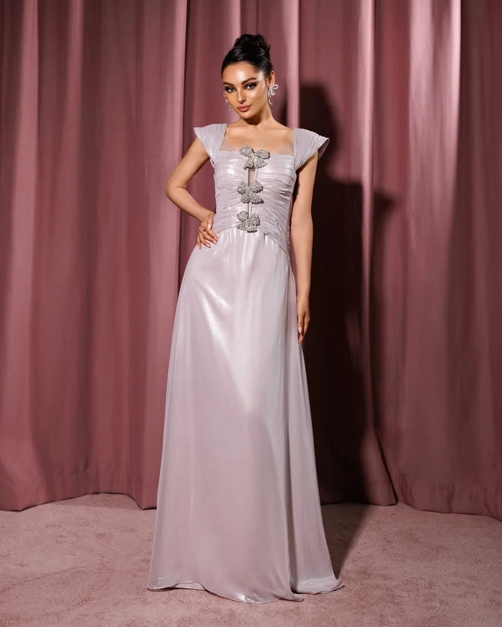 

Customized High Quality Women Rhinestone Ruched A-line Evening Dresses Modern Style Off-the-shoulder Sleeveless Long Party Gowns