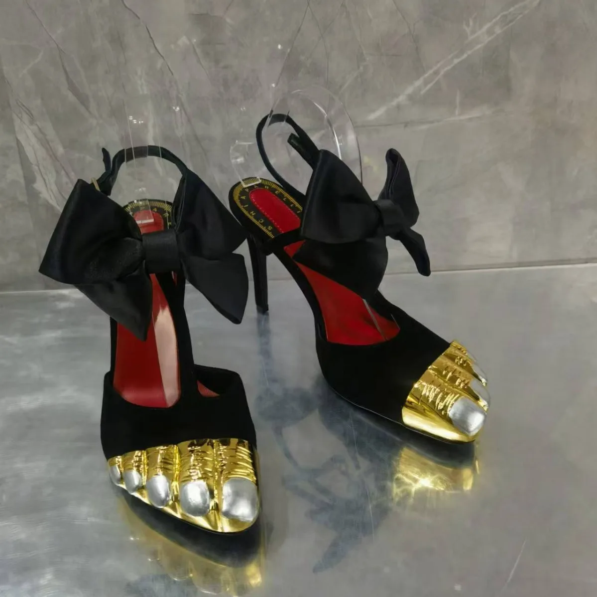 French Style Gold Thumb Toe Leather Thin Heel High-heeled Shoes Women's Super High Heels Adult Versatile Roman Slippers Sandals
