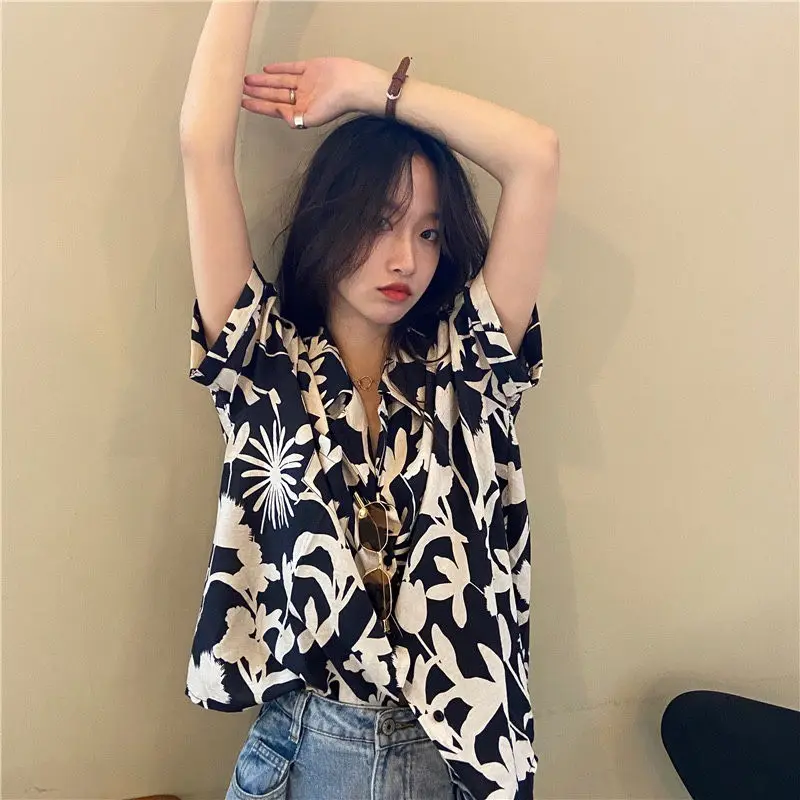 Retro Sense of Design Flower Full Print Shirt Men and Women Summer Fashion Trend Casual Comfy Couple Short Sleeved Top Harajuku