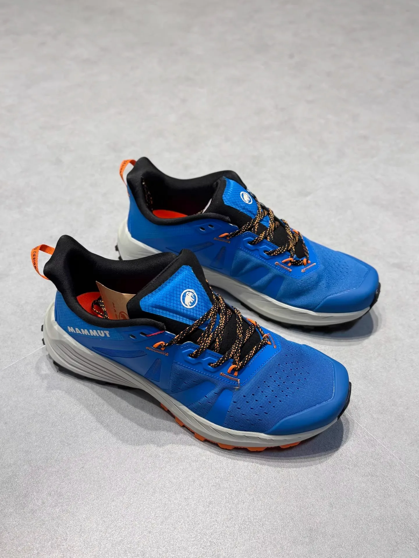 Professional Running Shoes Non-slip Walking Sneakers Mens Womens Designer Sneakers Unisex Outdoor Sneakers