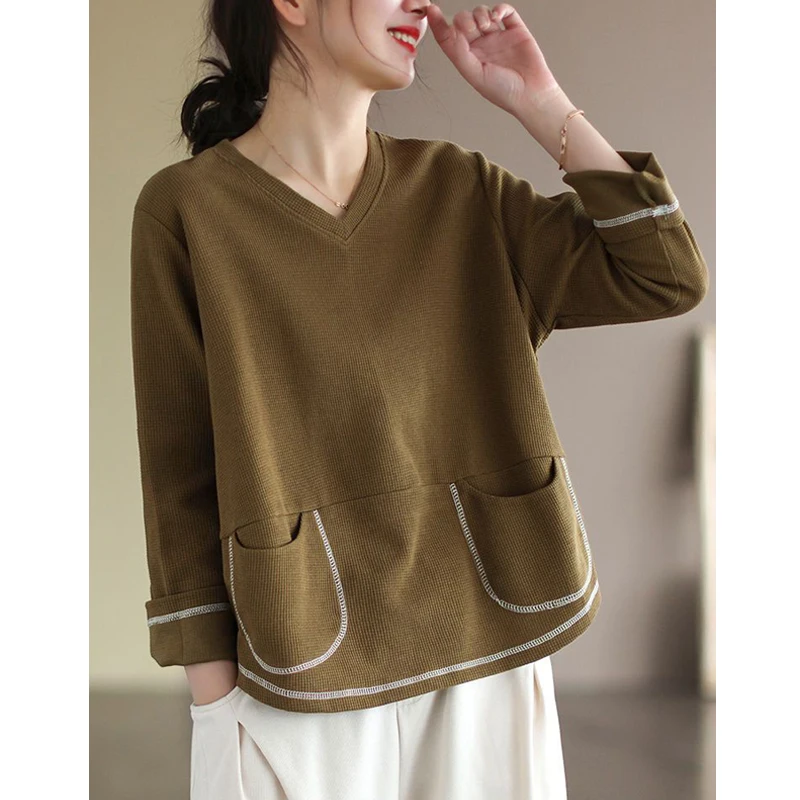 Women's Spring Autumn Vintage Simple V Neck Oversized Pocket Cotton T-shirts Casual Long Sleeve Solid Loose Ladies Tops Clothing