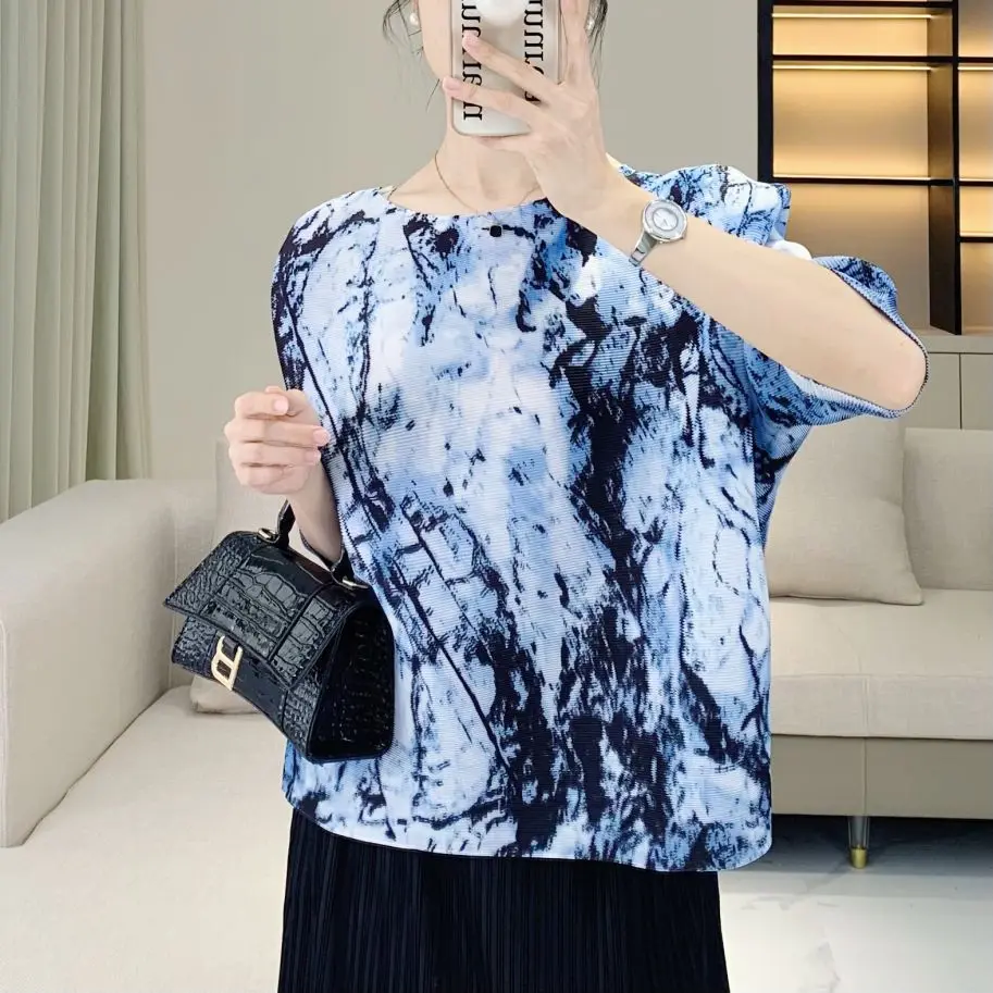 Pleats Pleated Tops Women 2024 New Summer Niche Design Sense Printing Loose Cover Flesh Thin Half-sleeve T-shirt Women Clothing