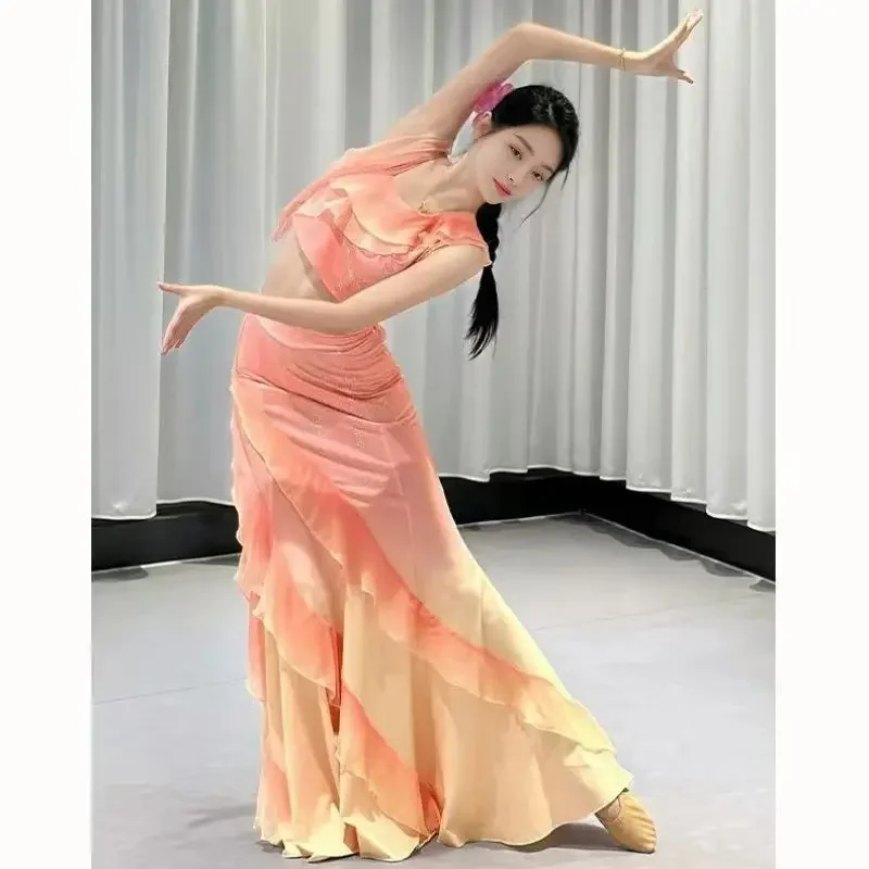 

Chinese Ethnic Dance Costume Dai Dance Performance Outfit Female Art Performance Outfit Lady Slim Skirt Folk Dance Dress