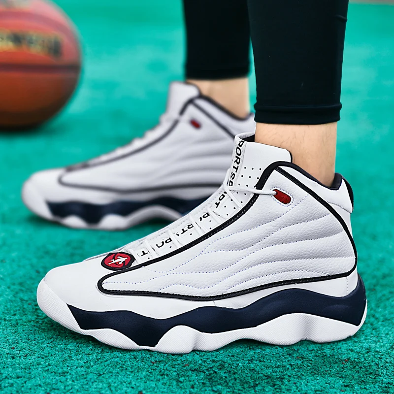 Anti-slip cushioning basketball shoes Solid breathable sneakers low-top friction sound Students training competition