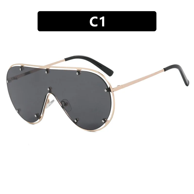 Rivet Frog Large Frame Goggles Women Sunglasses New Metal Girls Big Sunglasses Ocean Lens Gothic Luxury Design Eyewear