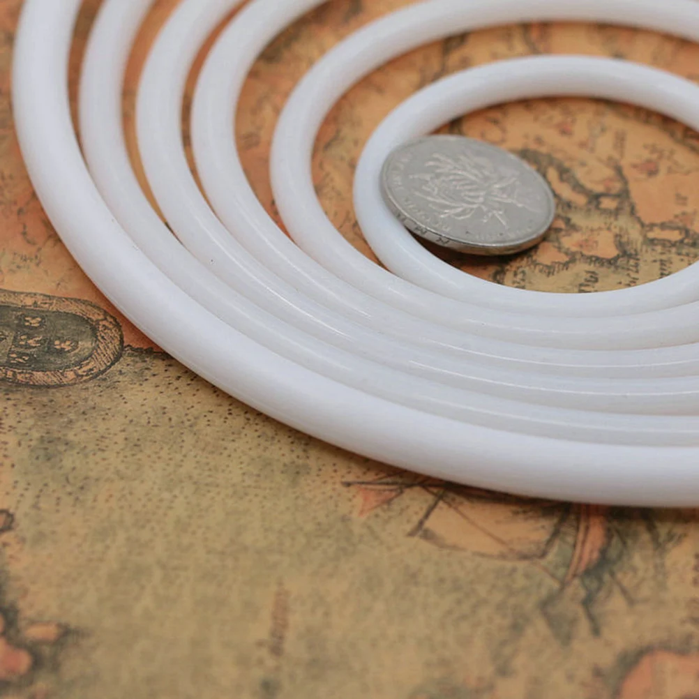 

12Pcs Dreamcatcher Plastic Circles White Round Hoops Premium Material DIY Dreamcatcher Craft Yarn Accessories Plastic Ring