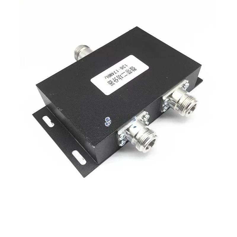 

Walkie-talkie two power divider 136-174MHz 50W signal one point two power distribution combiner N female connector