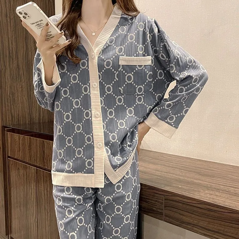 

2024 New Long Sleeved Pajamas Women Spring Autumn Sleepwear Cotton Cardigan High-end Homewear V-neck Loose Loungewear Set