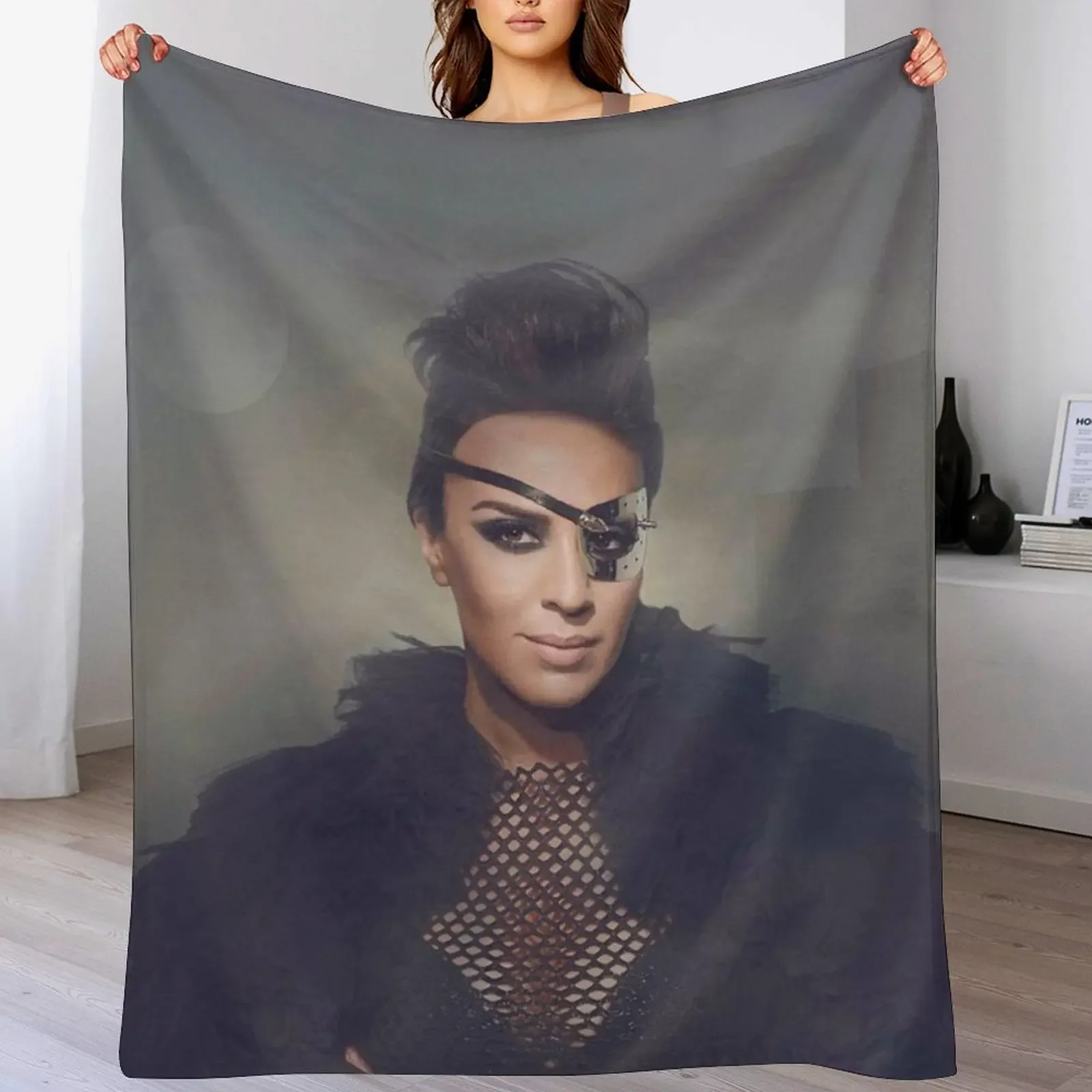 

Monica Naranjo Throw Blanket Quilt Decoratives Plaid on the sofa For Baby Blankets