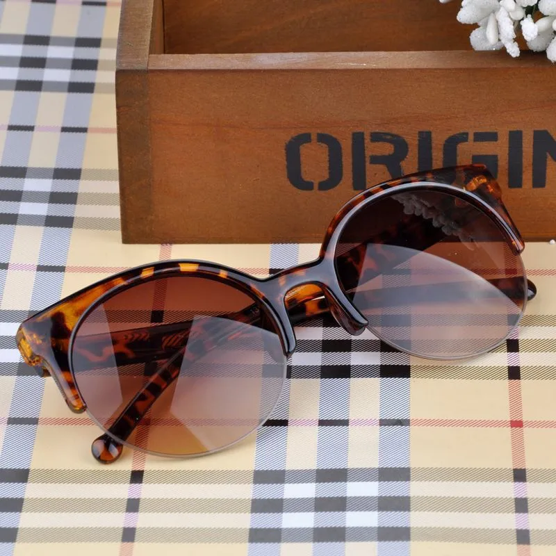 Cat Eye Women Sunglasses Oversized Sun Glasses Cat Eye Vintage Lens Mirror Female Eyewear Goggles for Women UV400 Gafas De Sol