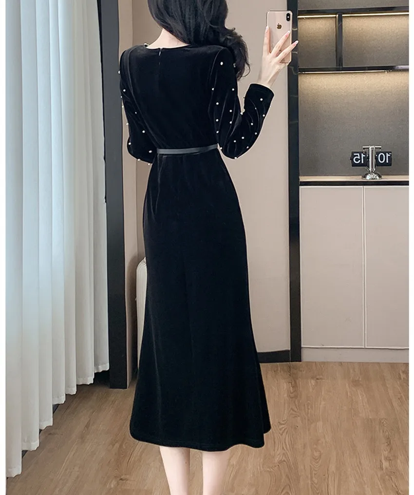 Neue elegante Frauen Perlen Perlen o Hals Langarm Samt Kleid Herbst Winer schwarz Velours Split Bodycon Gürtel Meerjungfrau Midi Kleid