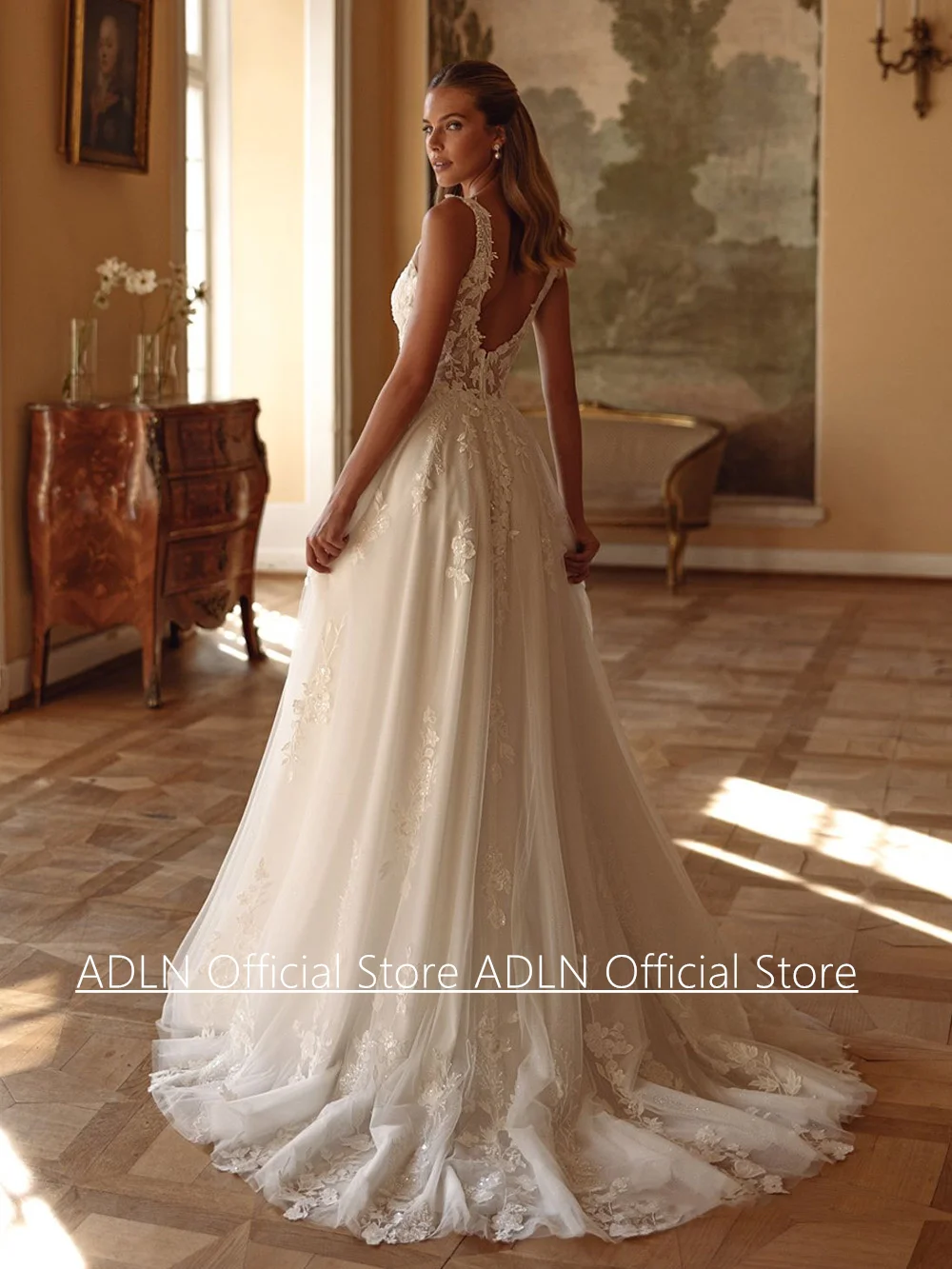 New Wedding Dress Vestido De Noiva Customized Sexy Deep V Neck Sleeveless Sparkling Sequined Applique Bridal Gown Backless