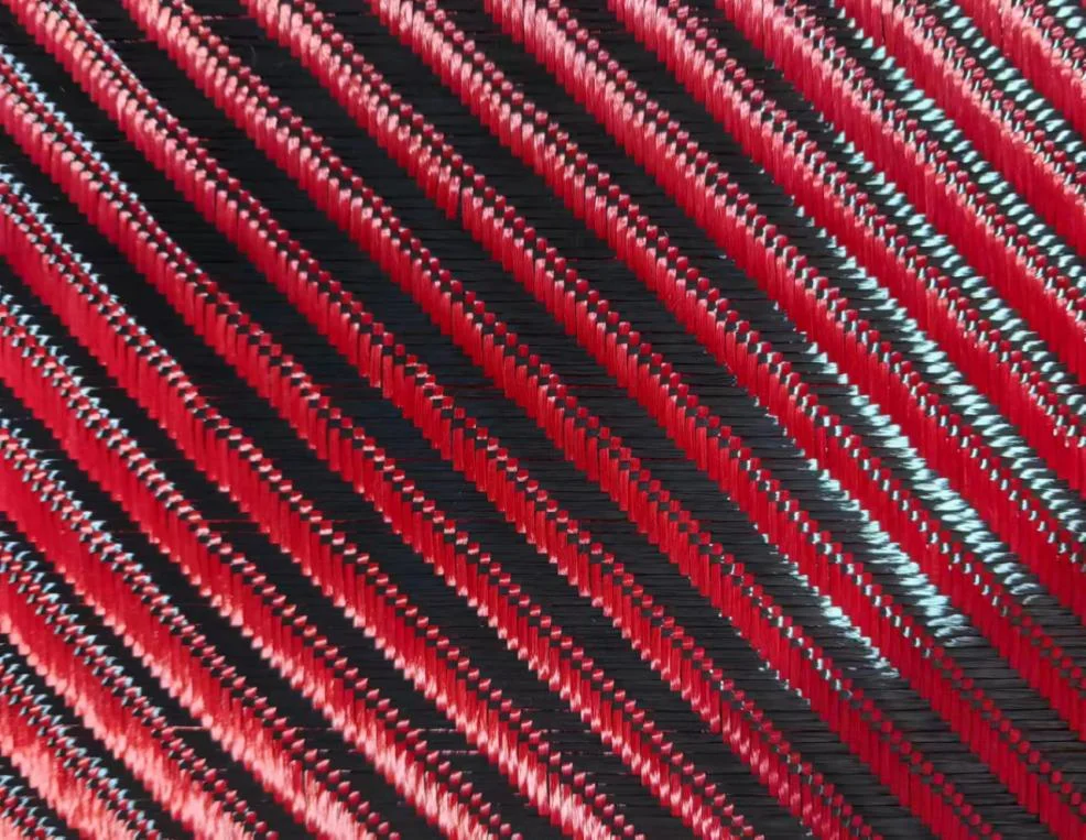 3K 240gsm 4 × 4 red blue Kevlar and carbon fiber blended twill fabric 40