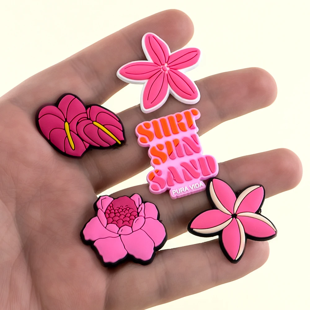 1-32 قطعة نبات هاواي السلاحف حذاء سحر مزيج بالجملة بولي كلوريد الفينيل الديكور مشبك صالح صندل حذاء انفصال مقاوم للماء إلى هدية X-mas