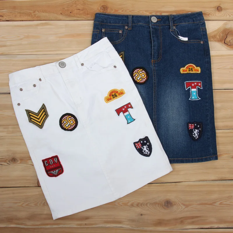 

Летняя новинка: Эластичная джинсовая юбка-карандаш с пэчворком, облегающая, средней длины, для студентов, повседневная, с завышенной талией, H-образный силуэт