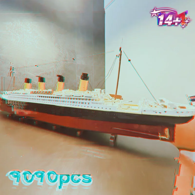 Hot Toys New 9090pcs Classic Movies Large Cruise Boat Ship Unsinkable Giant Ship  Steamship Model Toy For Ornament Gift