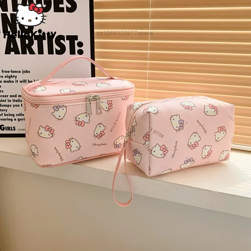 Hello Kitty Cute Print Large Capacity Handheld Makeup Bag Sanrio Y2k Pink Cute Printed Portable Toilet Handbag Storage Bag