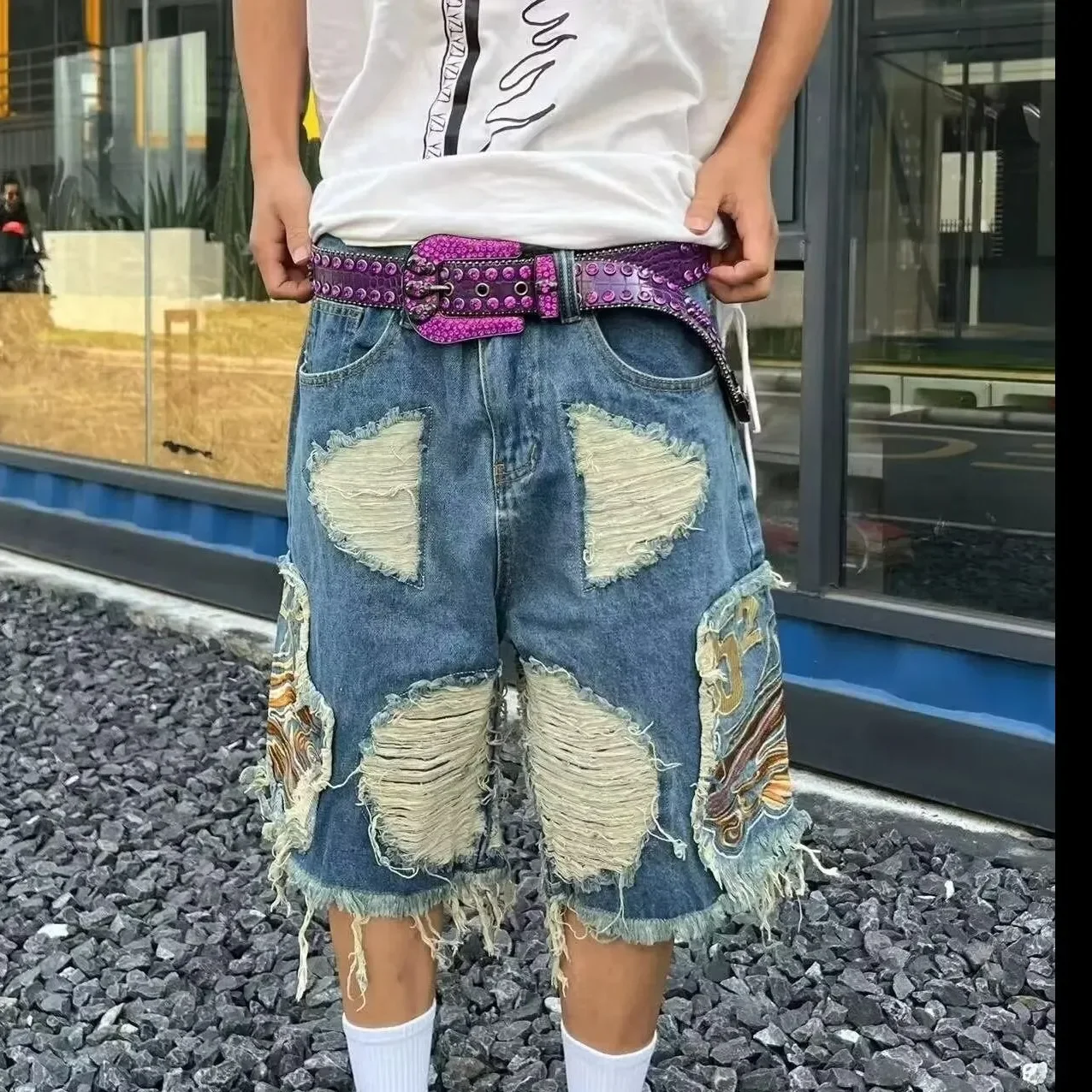 

Street Hip Hop Male and Female Couples Ripped Embroidery Fringed Summer Denim Shorts Retro Five-point Pants