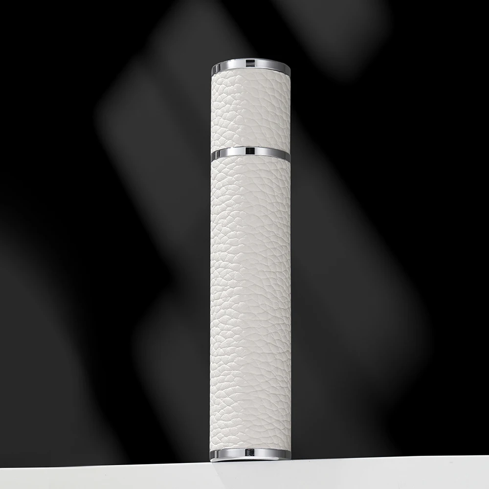 Louischanzl 10 ml magneet Parfum Verstuiver Fles Draagbare lederen Sproeier voor Boarding Strakke Afdichting Reizen Parfum Spray gift
