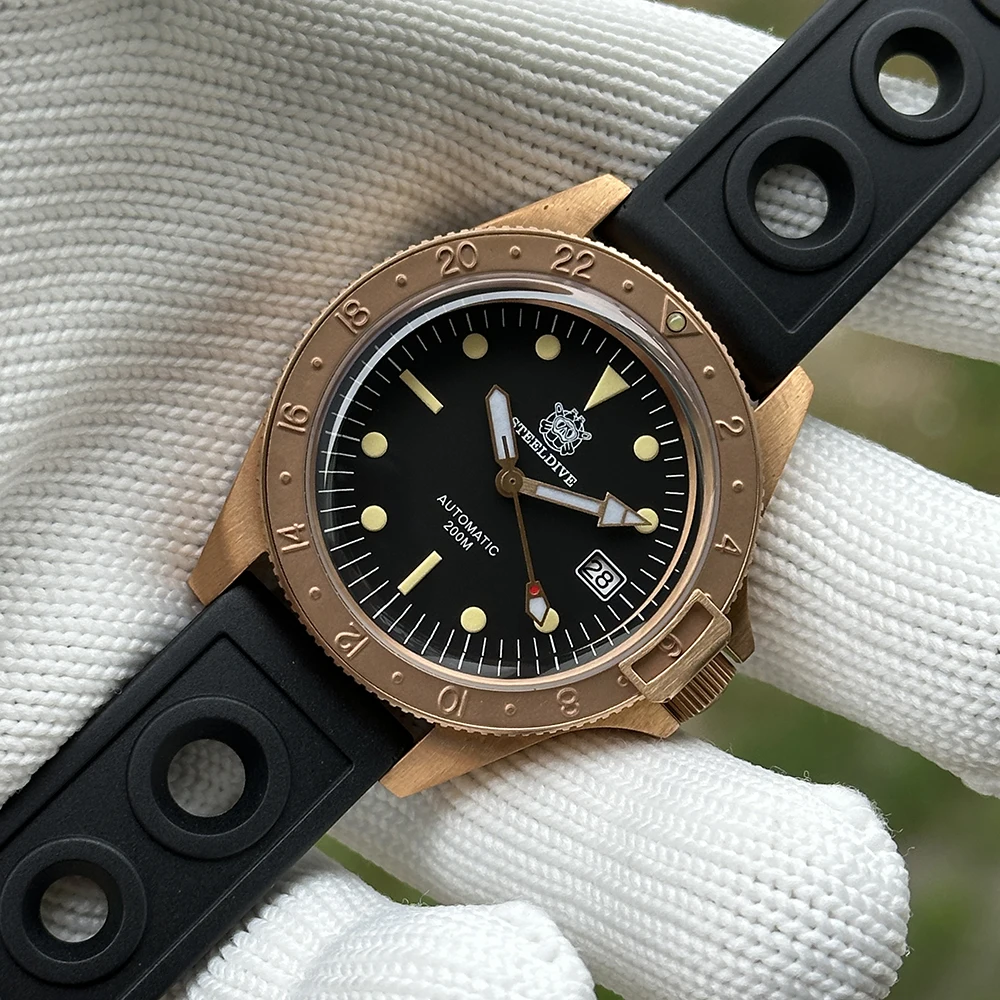 STEELDIVE CUSN8 Gehäuse aus massivem Bronze, NH35A, gewölbtes AR-Saphirglas, 41,5 mm, leuchtende mechanische Vintage-Uhr für Herren, 20 ATM Taucheruhr