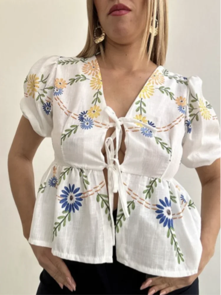 Camisa con estampado de flores y cordones para mujer, camisa con lazo calado, Manga corta abullonada, cuello en V, ropa informal para primavera y verano, 2024