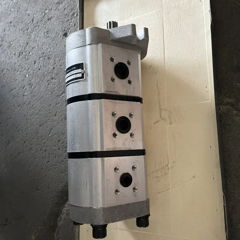 

KX021 Hydraulic Pump KX-021 Main Pump KRP4-9-9-6CK for Kubota