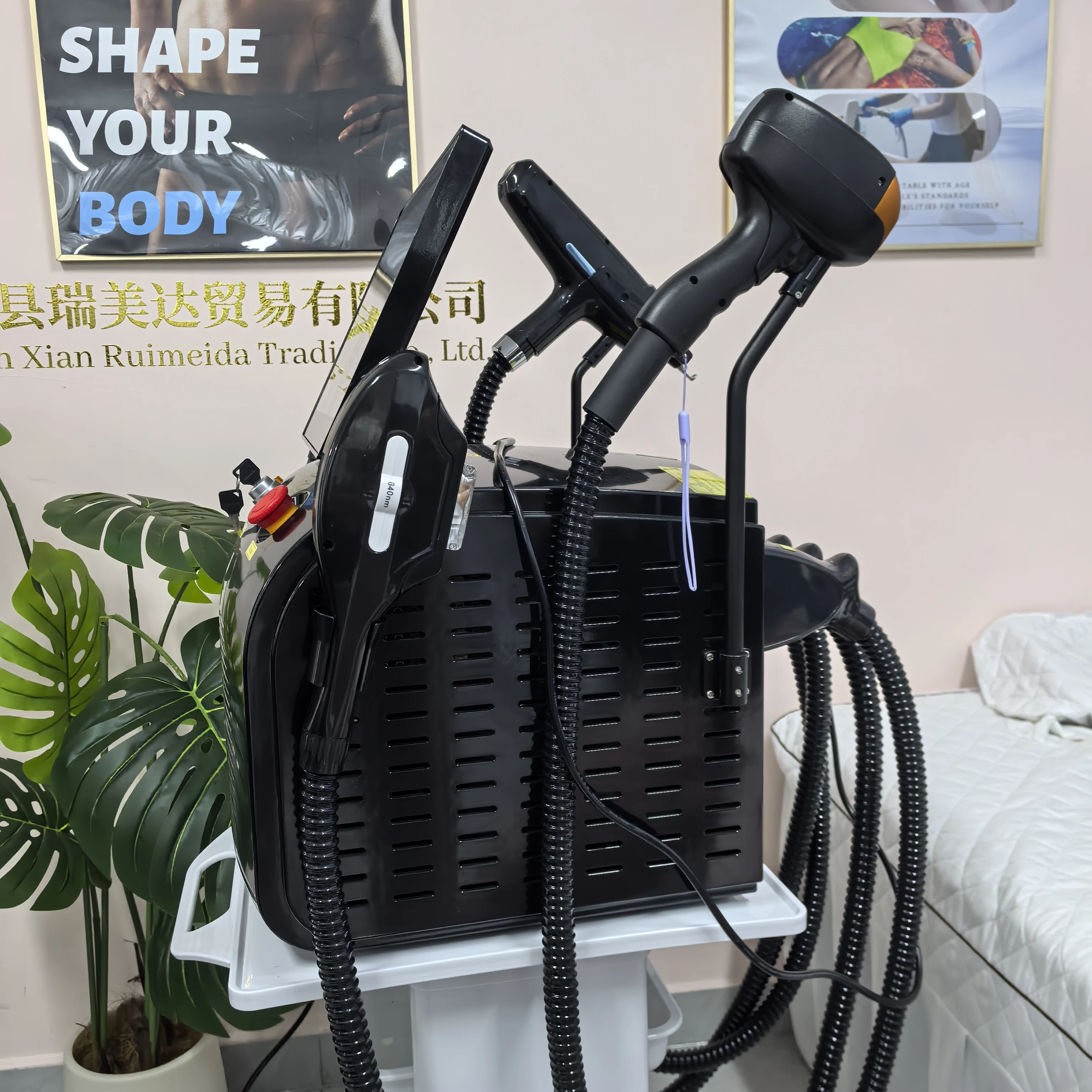 Wielofunkcyjne urządzenie kosm – Industrial Laser Hair Removal Machine recenzja i cena