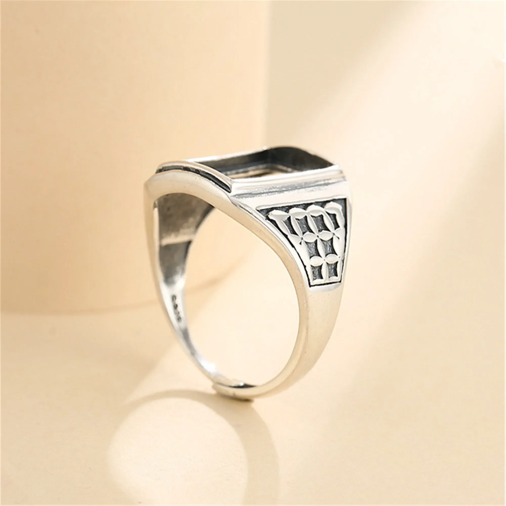 

Регулируемое кольцо из серебра 925 пробы в античном стиле для прямоугольных кабошонов диаметром 10x15 мм