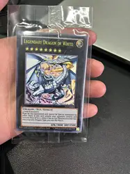 Yu Gi Oh Ultra Rare/UR TCG Legendary Dragon of White(2012-EN001) Angielska kolekcja prezentów Karta zabawkowa (nieoryginalna)