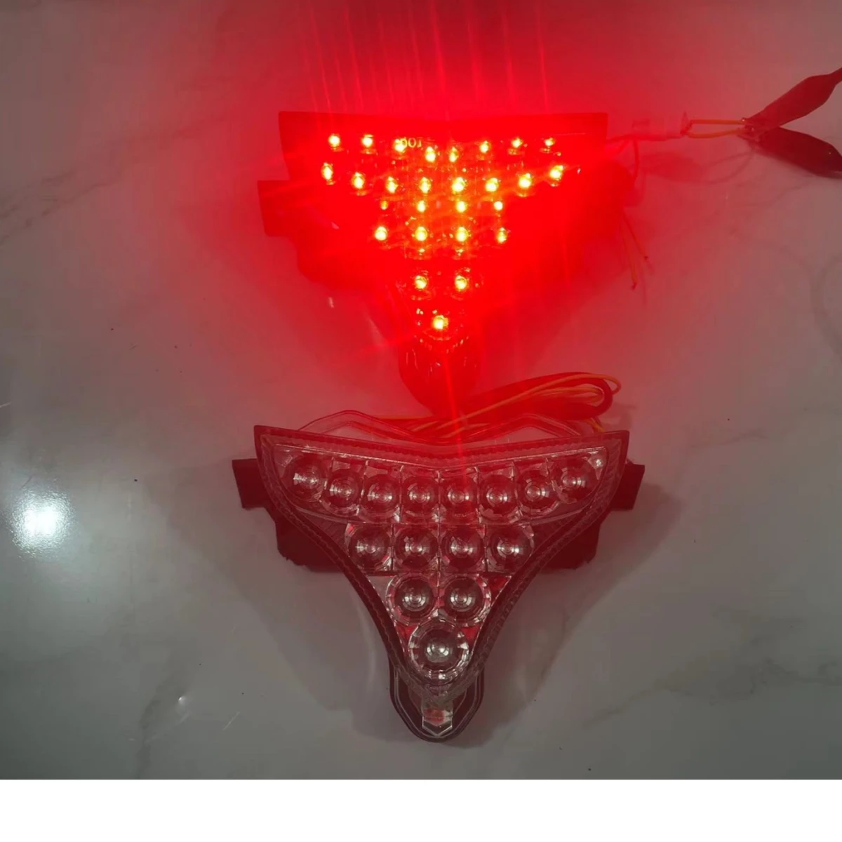 

Motorcycle LED Rear Tail Light Brake Taillight Turn Signal Light Stop Lamp Universal For YAMAHA YZF-R1 R1 2009-2014 13 12 11 10