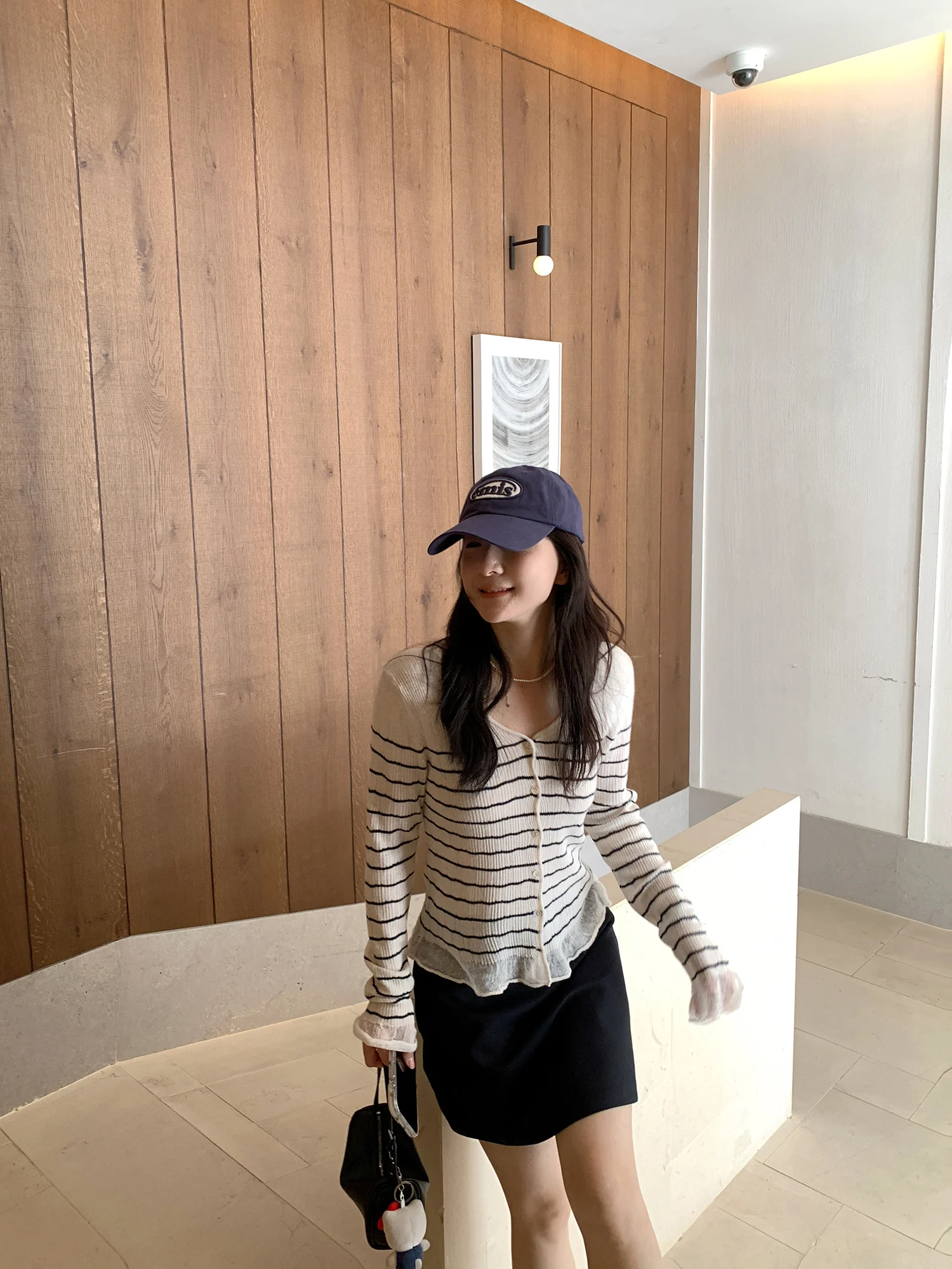 

XierZ Korean Style Long Sleeve Knitted Open Cardigan Top Soft Striped Black And Apricot Women's Fashion Spring Season
