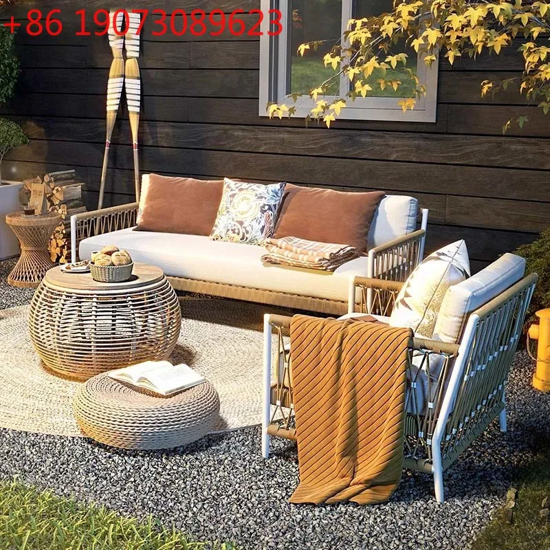 

Открытый диван, комбинация двора, открытый