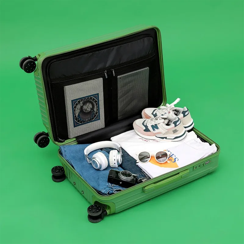 

Small boarding case, zipper password case, universal wheel leather case, 24-inch suitcase.