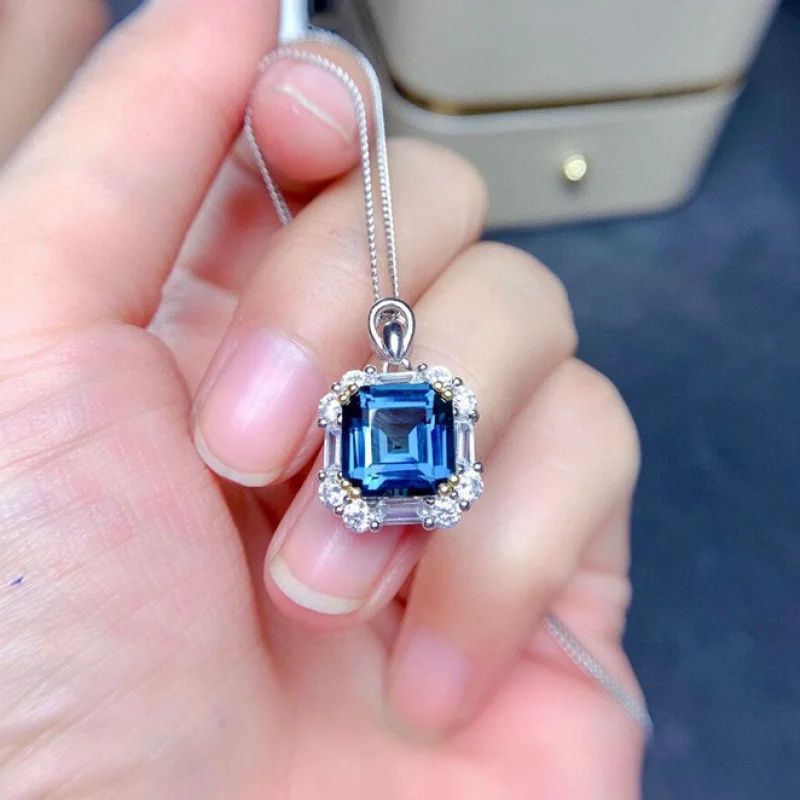 

New Sapphire Princess Cut Elegant Color-Gradient Open Ring for Women Pendant Necklace