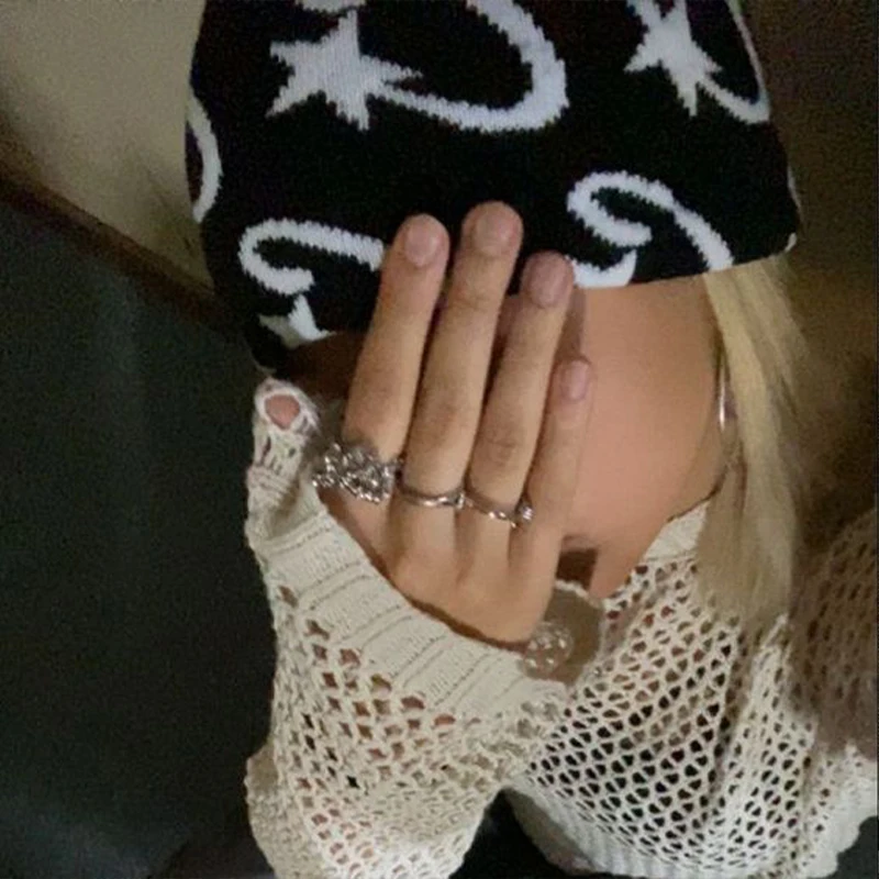 Letter Jacquard Hip-hop Trendy Fashion Beanie Hat 2024 Nowa popularna damska zimowa czapka z dzianiny Hot Girl Ciepła czapka z dzianiny Wełna